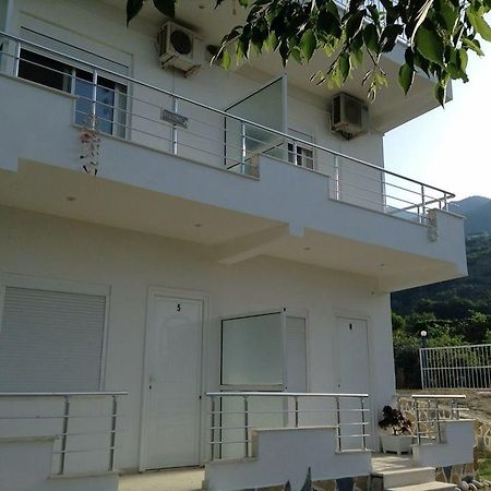Guest House Plazhi Dhermi Exterior photo