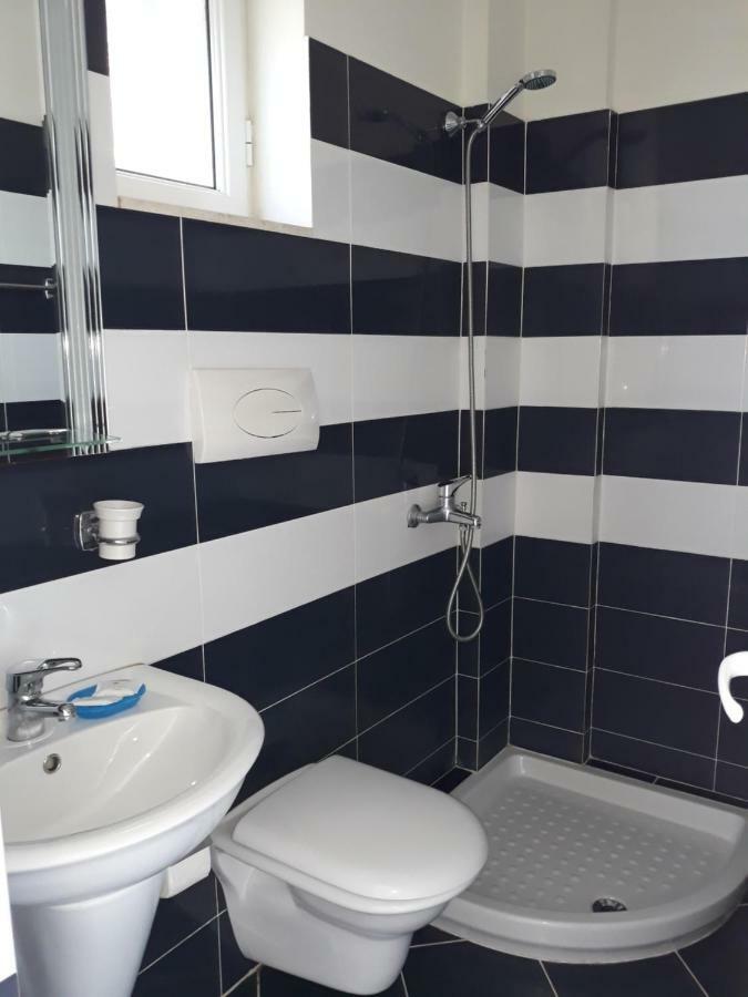 Guest House Plazhi Dhermi Exterior photo